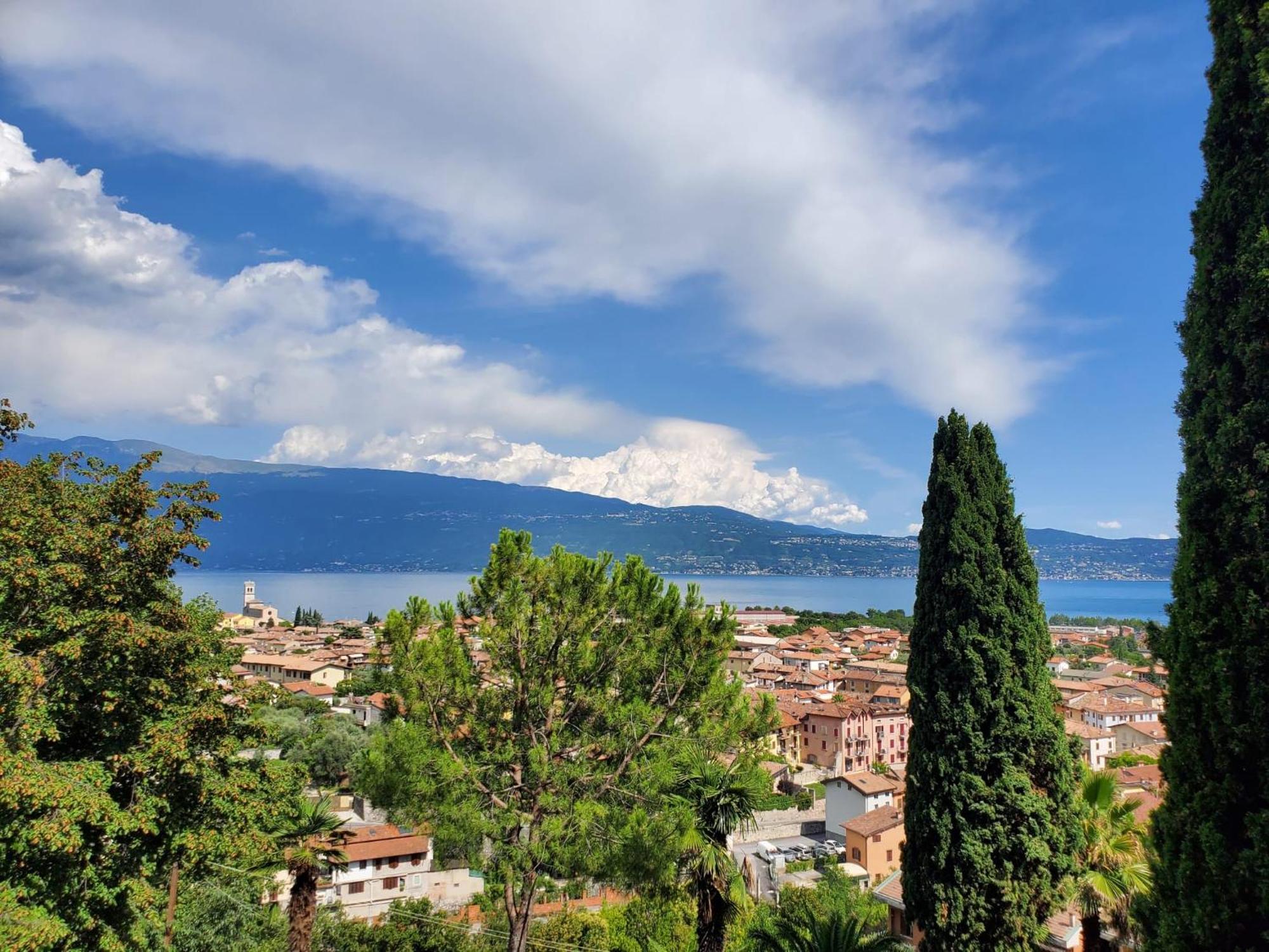 Appartement Garda Sunshine à Toscolano Maderno Extérieur photo